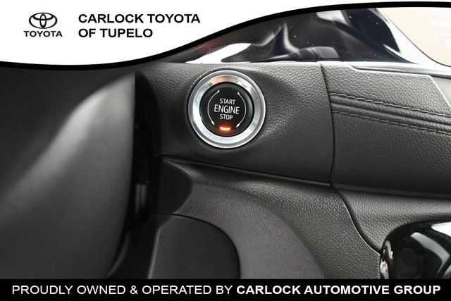 Used 2023 Buick Encore GX Essence w/ Experience Buick Package FWD image 29