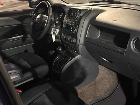 Used 2015 Jeep Patriot Sport w/ Power Value Group image 3