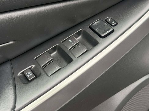 Used 2012 MAZDA CX-7 i Sport w/ Convenience Pkg image 13