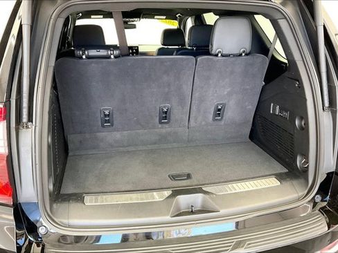 Used 2025 GMC Yukon Denali image 27