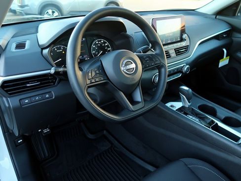 New 2025 Nissan Altima 2.5 S image 13