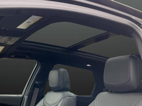 Certified 2024 Cadillac XT5 Premium Luxury AWD/4WD image 39