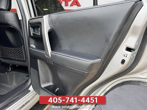 Used 2024 Toyota 4Runner Limited AWD/4WD image 9