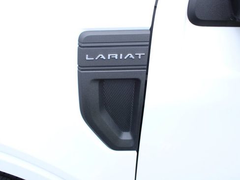 Used 2025 Ford Maverick Lariat w/ 4K Tow Package AWD/4WD image 6