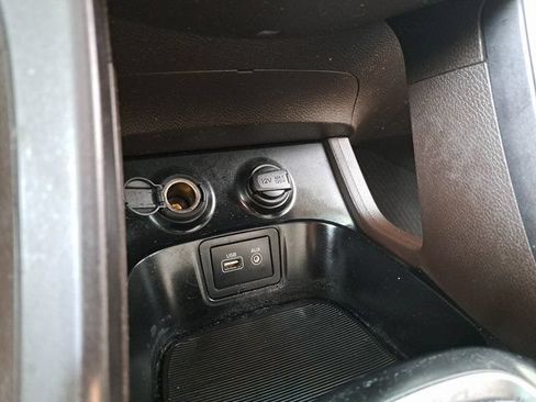 Used 2017 Hyundai Santa Fe Sport AWD/4WD image 15