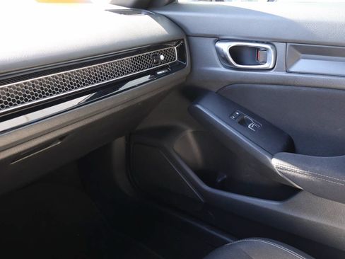 Used 2023 Honda Civic Sport image 14