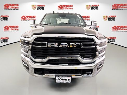 Used 2025 RAM 2500 Big Horn image 15