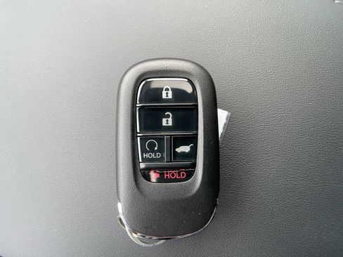 New 2026 Honda HR-V EX-L image 28