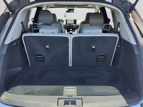 Used 2025 Acura MDX FWD w/ Technology Package image 13