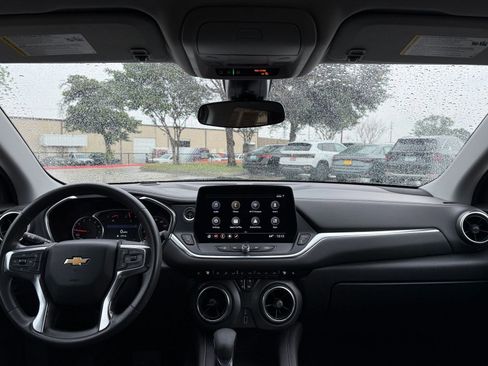 Used 2025 Chevrolet Blazer LT FWD image 33