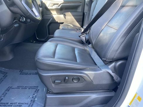 Used 2025 GMC Sierra 1500 SLT RWD image 21