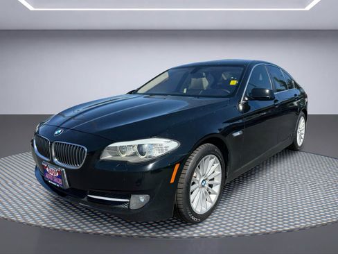 Used 2013 BMW 535i xDrive Sedan AWD/4WD image 2