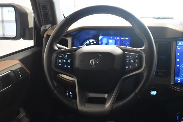 Used 2022 Ford Bronco Outer Banks AWD/4WD image 21