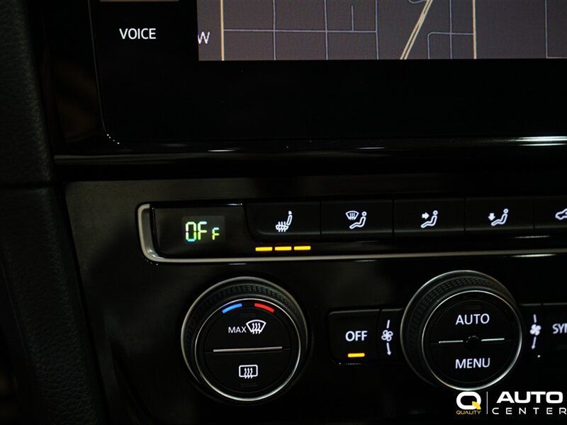 Used 2019 Volkswagen Golf R 4-Door AWD/4WD image 26