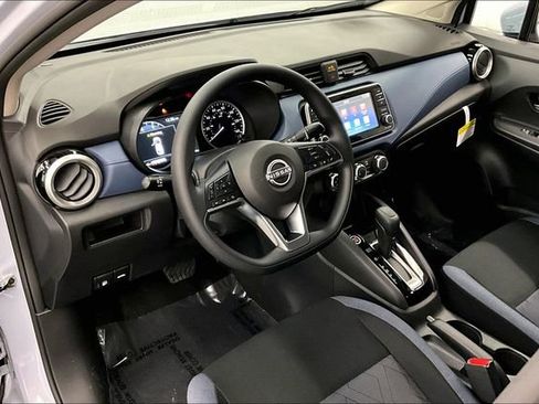 New 2025 Nissan Versa SV w/ Trunk Package image 7