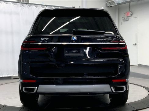 Certified 2023 BMW X7 xDrive40i w/ Premium Package AWD/4WD image 5