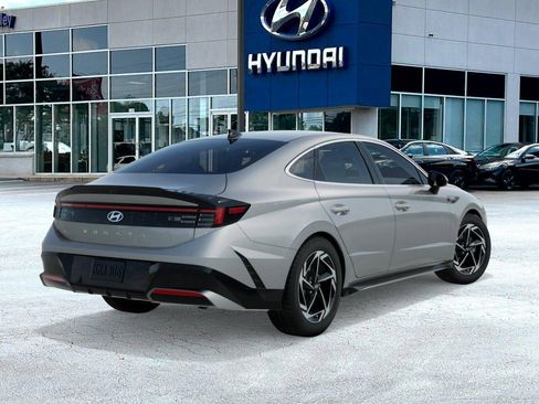 New 2026 Hyundai Sonata SEL FWD image 4