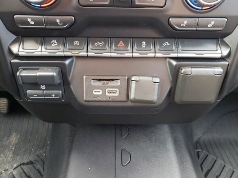 Used 2020 Chevrolet Silverado 1500 LT w/ All-Star Edition image 21