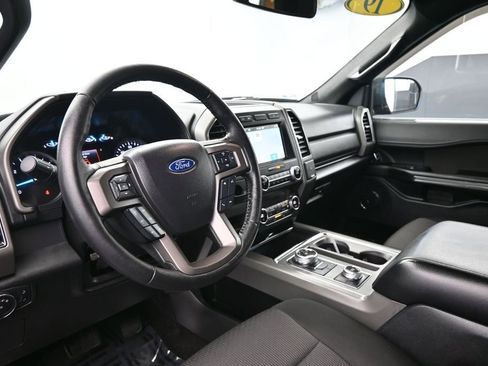 Used 2019 Ford Expedition Max XLT AWD/4WD image 23