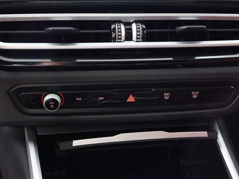 Used 2024 BMW i4 eDrive35 w/ Premium Package image 48