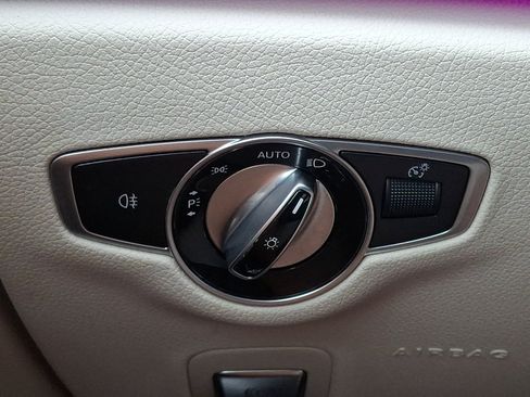 Used 2022 Mercedes-Benz E 350 4MATIC Sedan image 26