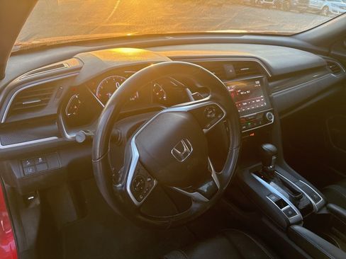 Used 2019 Honda Civic Sport image 3