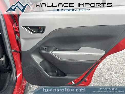Used 2026 Subaru Crosstrek 2.5i Premium AWD/4WD image 30