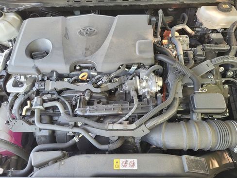 Used 2025 Toyota Camry SE FWD image 24