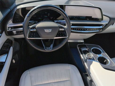 Certified 2023 Cadillac Lyriq 2WD image 22