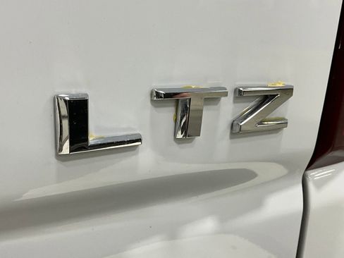 Used 2020 Chevrolet Silverado 3500 LTZ w/ LTZ Plus Package image 28