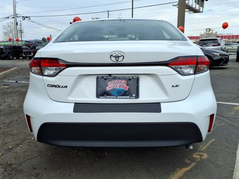 Certified 2024 Toyota Corolla LE image 5