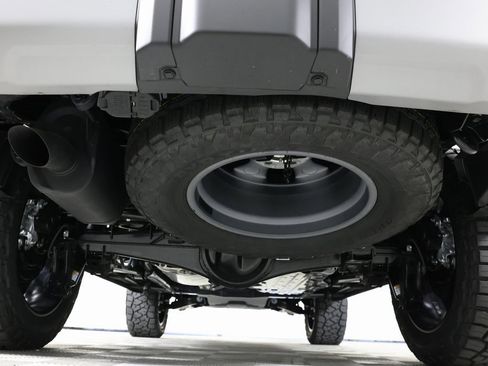 Used 2025 Lexus GX 550 image 64