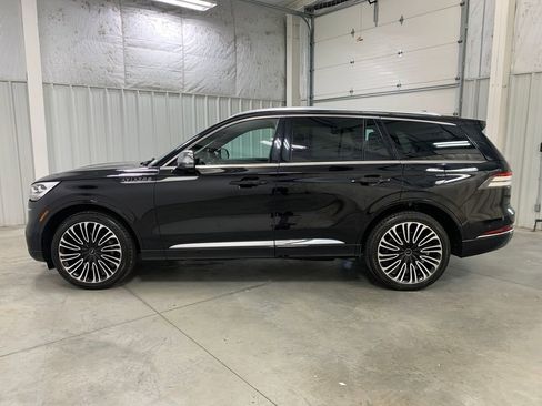 Used 2020 Lincoln Aviator Black Label w/ Dynamic Handling Package image 21