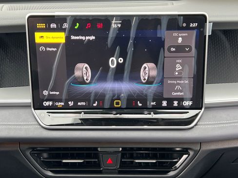 New 2026 Volkswagen Tiguan SE image 25