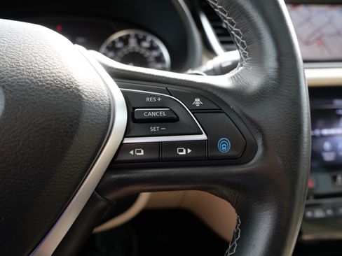 Used 2021 INFINITI QX50 Sensory AWD/4WD image 29