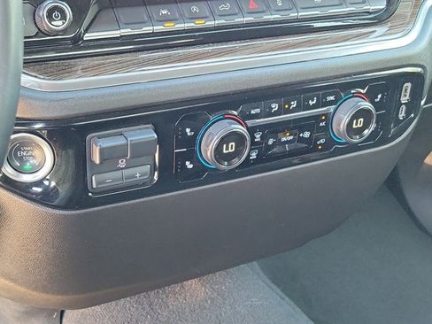 Used 2025 Chevrolet Silverado 1500 LT image 29