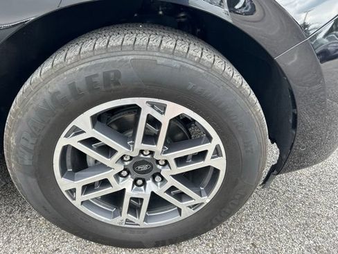Used 2025 Ford Expedition Max Active RWD image 18