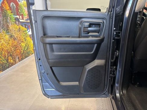 Used 2019 RAM 1500 Express image 37