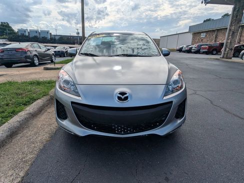 Used 2013 MAZDA MAZDA3 i SV FWD image 2
