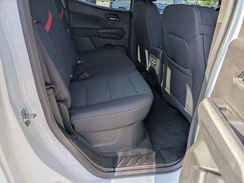 New 2025 Chevrolet Colorado Z71 w/ Midnight Edition image 33