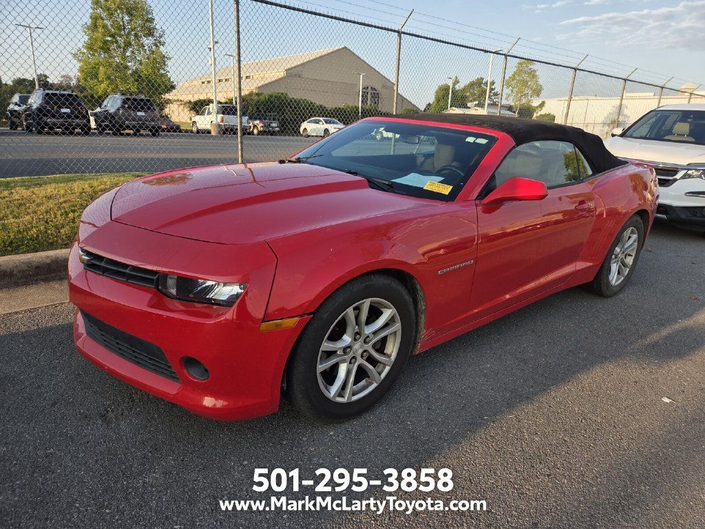 Used 2015 Chevrolet Camaro LT RWD image 8