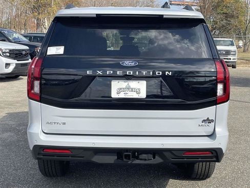 New 2025 Ford Expedition Max Active image 4