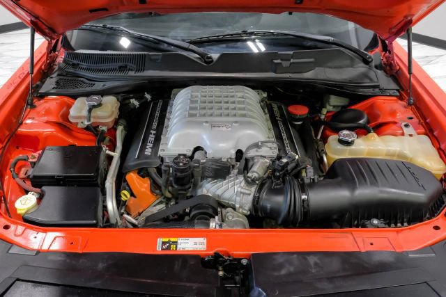 Used 2018 Dodge Challenger SRT Hellcat RWD image 50