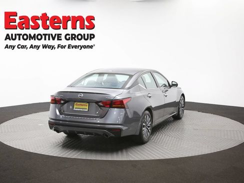Used 2023 Nissan Altima 2.5 SV w/ SV Premium Package FWD image 40