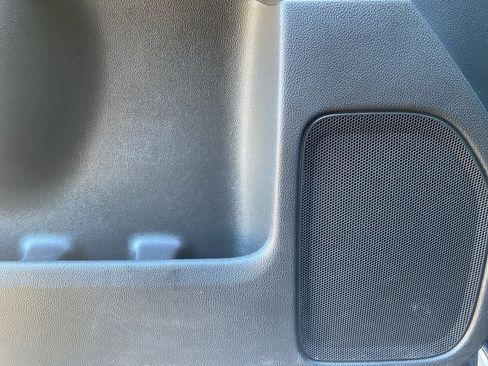 Used 2018 Chevrolet Silverado 1500 LT w/ All Star Edition image 28