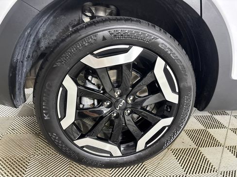 Used 2025 Kia Telluride S FWD image 36