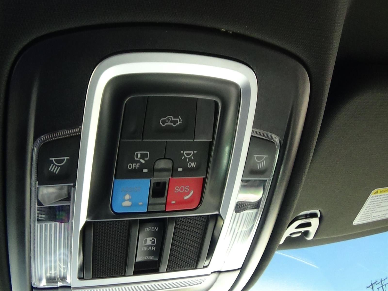 Used 2025 RAM 1500 Laramie w/ Sport Appearance Package AWD/4WD image 35