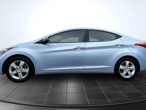 Used 2012 Hyundai Elantra GLS w/ Preferred Pkg 3 FWD image 3