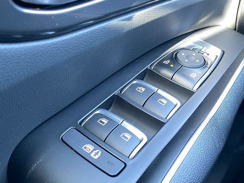 New 2026 Kia Sorento LX FWD image 12
