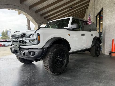 New 2026 Ford Bronco Badlands AWD/4WD image 2